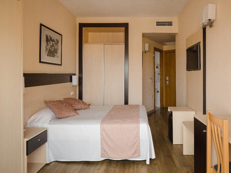 Sandos Griego Hotel image