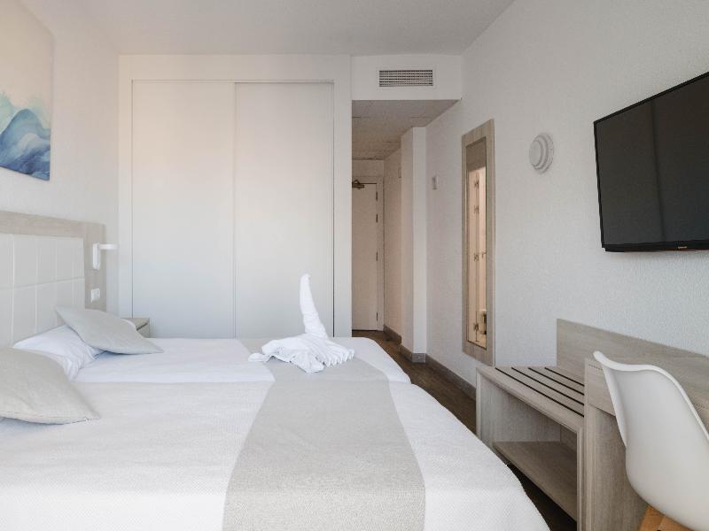 Sandos Griego Hotel image