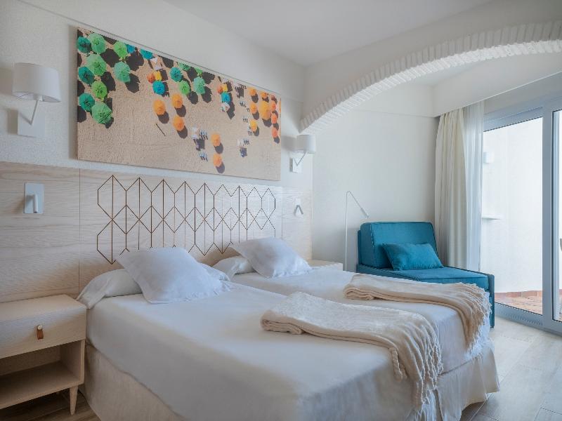 Iberostar Waves Royal Andalus image