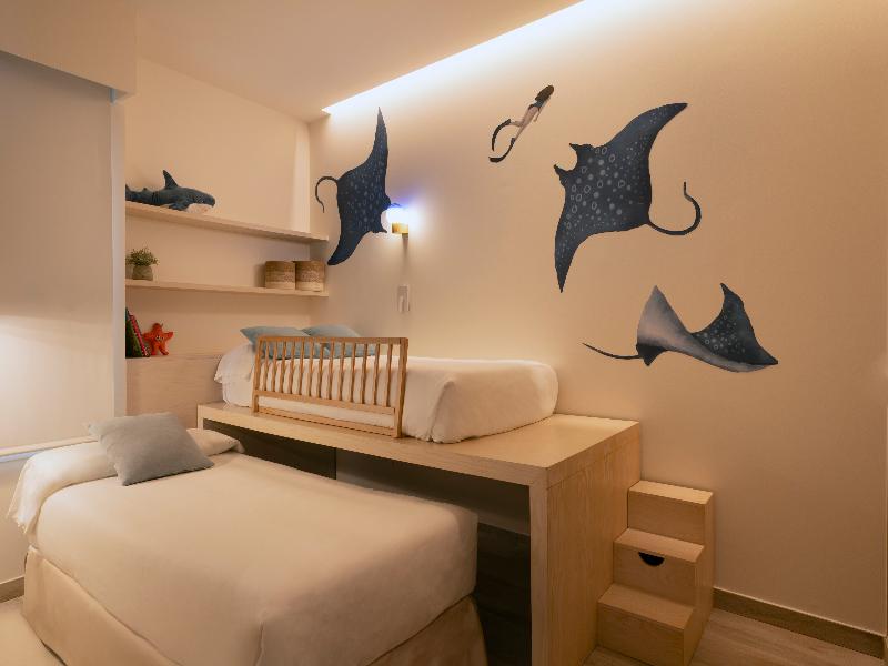 Iberostar Waves Royal Andalus image