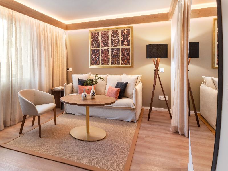 Melia Granada image
