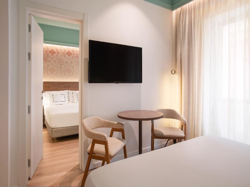 Melia Granada image