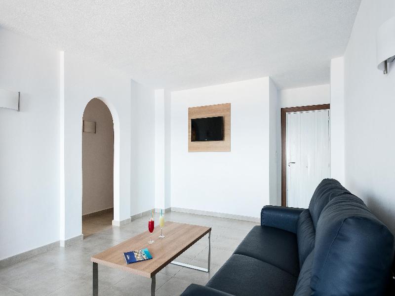 Apartamentos Turísticos Best Pueblo Indalo image