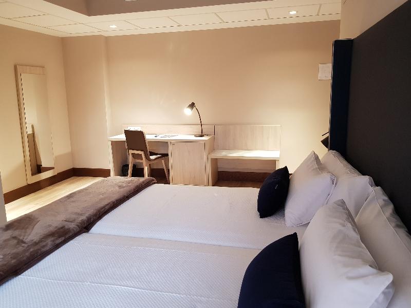 María Cristina Hotel image