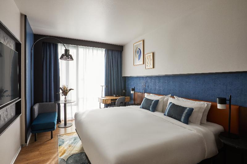 Crowne Plaza Madrid Centre Retiro image