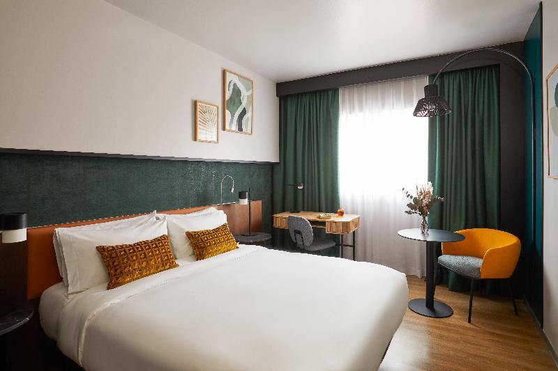 Crowne Plaza Madrid Centre Retiro image