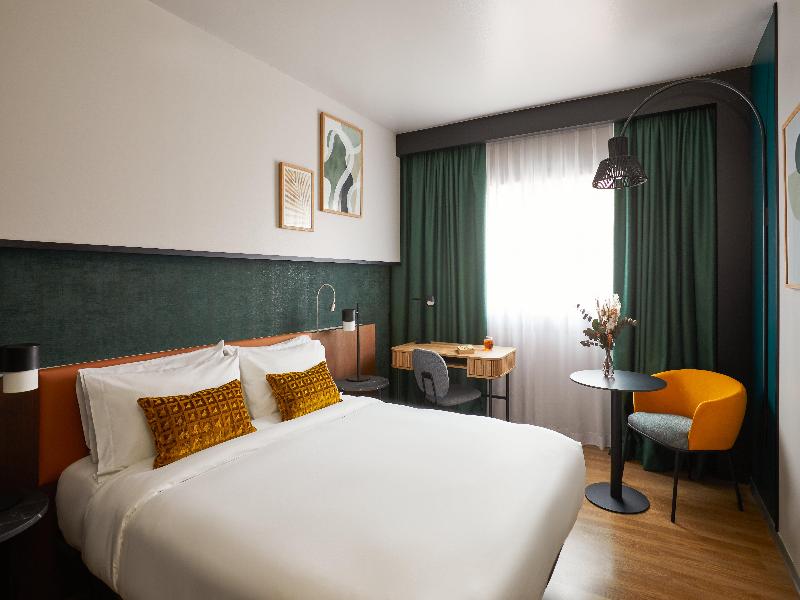 Crowne Plaza Madrid Centre Retiro image