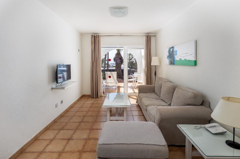 Apartamentos LIVVO Las Gaviotas image