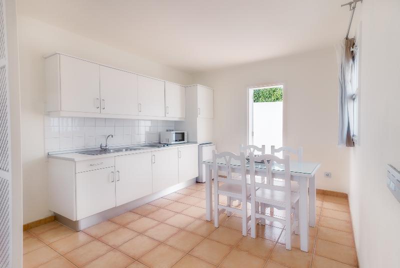 Apartamentos LIVVO Las Gaviotas image