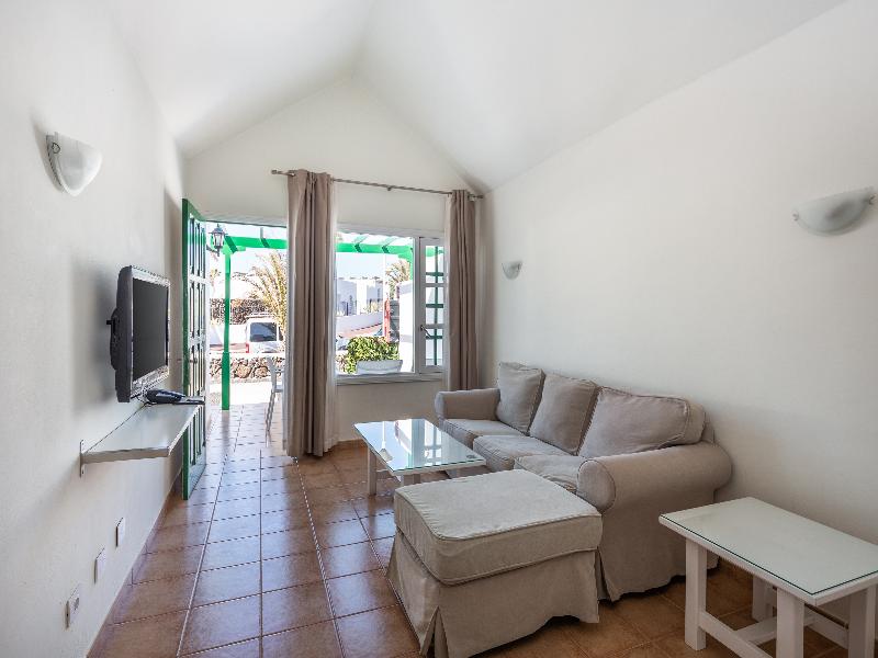 Apartamentos LIVVO Las Gaviotas image