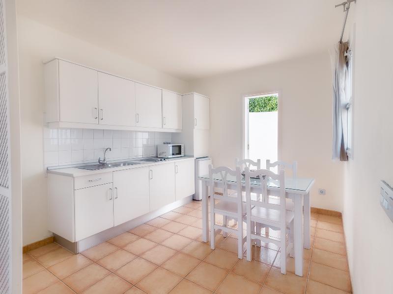 Apartamentos LIVVO Las Gaviotas image