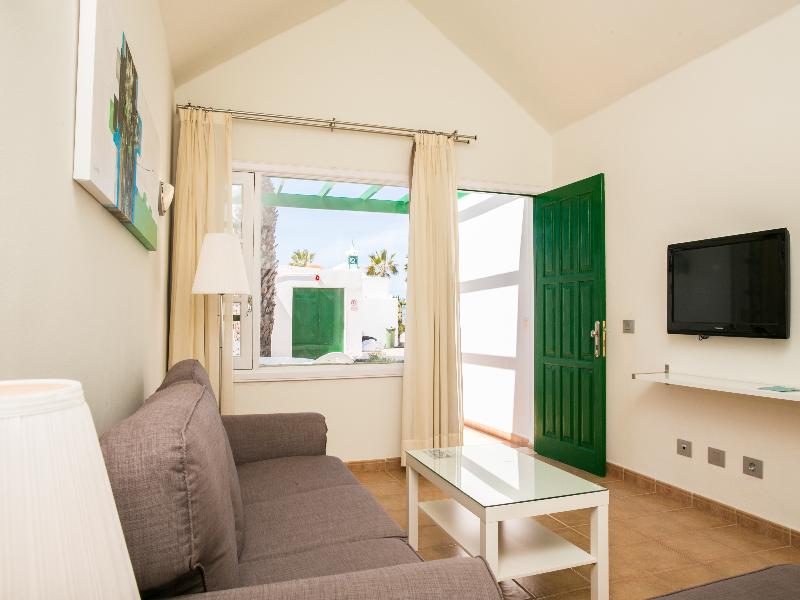 Apartamentos LIVVO Las Gaviotas image