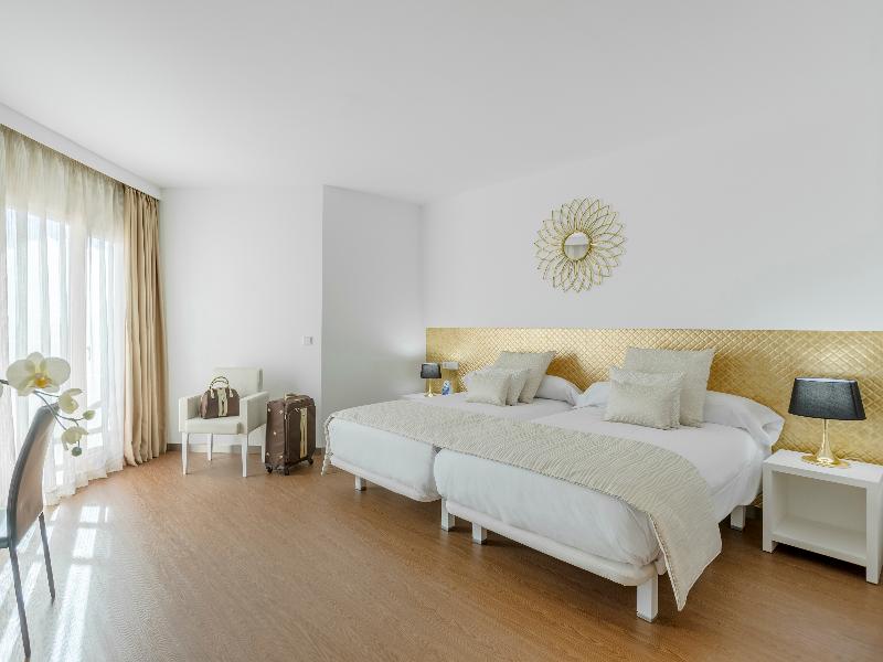 Oliva Nova Beach & Golf Hotel image