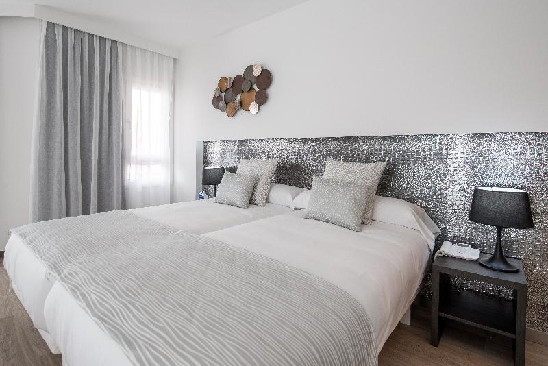 Oliva Nova Beach & Golf Hotel image