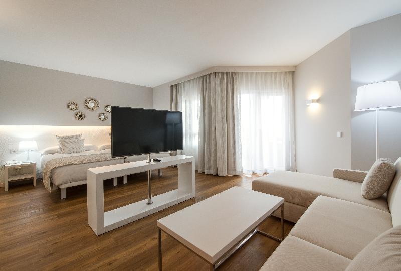 Oliva Nova Beach & Golf Hotel image