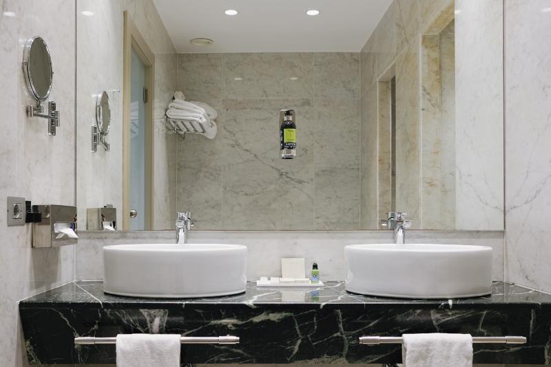 Gran Hotel Havana 4*Sup by Escampa Hotels image