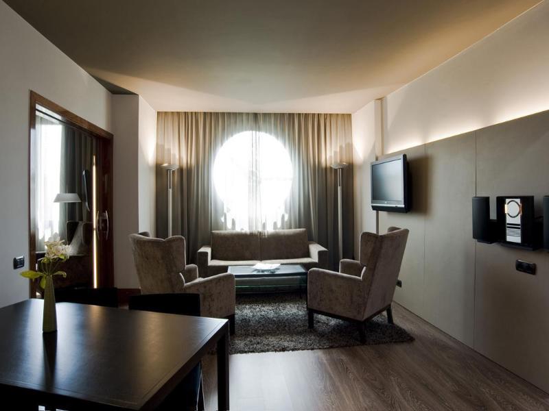 Gran Hotel Havana 4*Sup by Escampa Hotels image