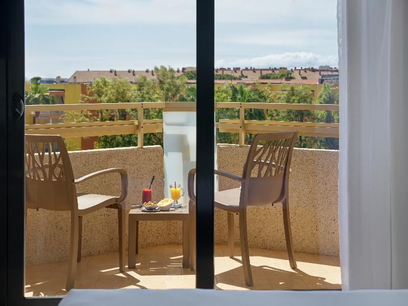 H10 Cambrils Playa image