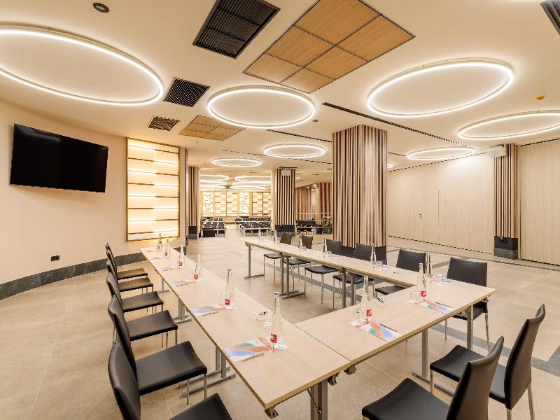 Melia Alicante image