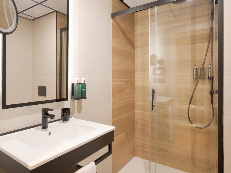 Melia Alicante image