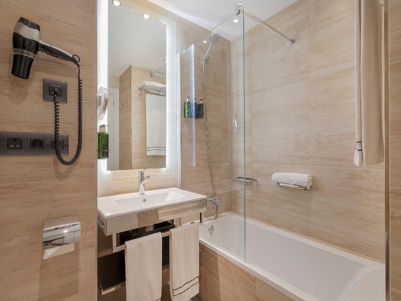 Melia Alicante image