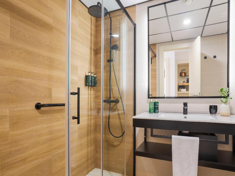 Melia Alicante image