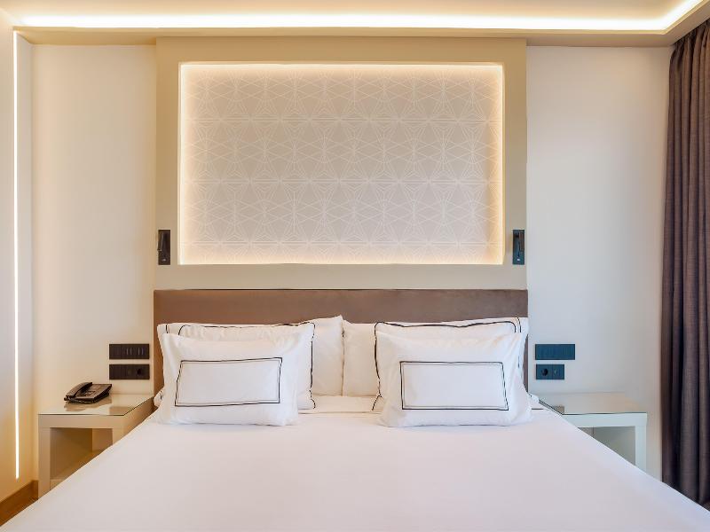 Melia Alicante image