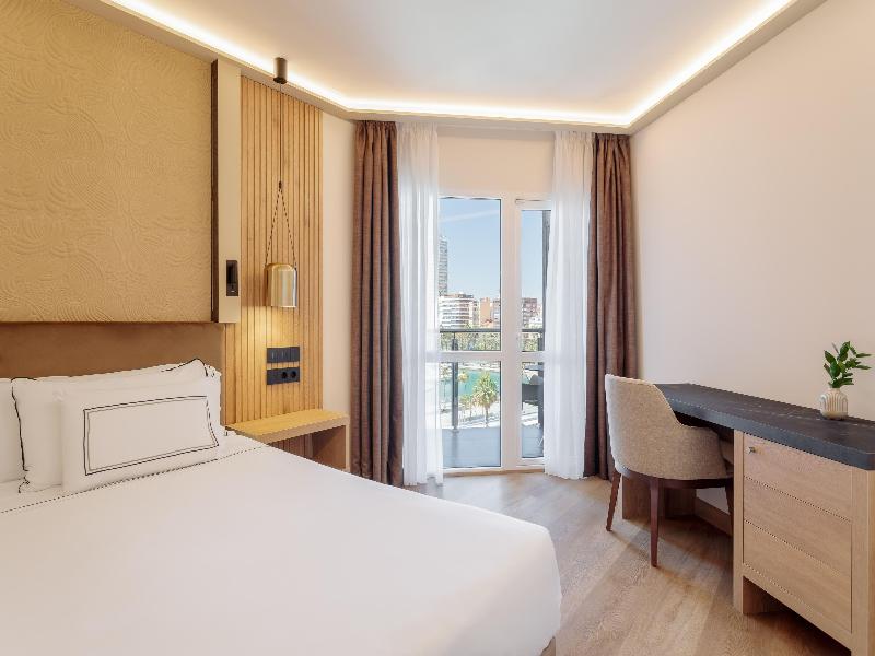 Melia Alicante image