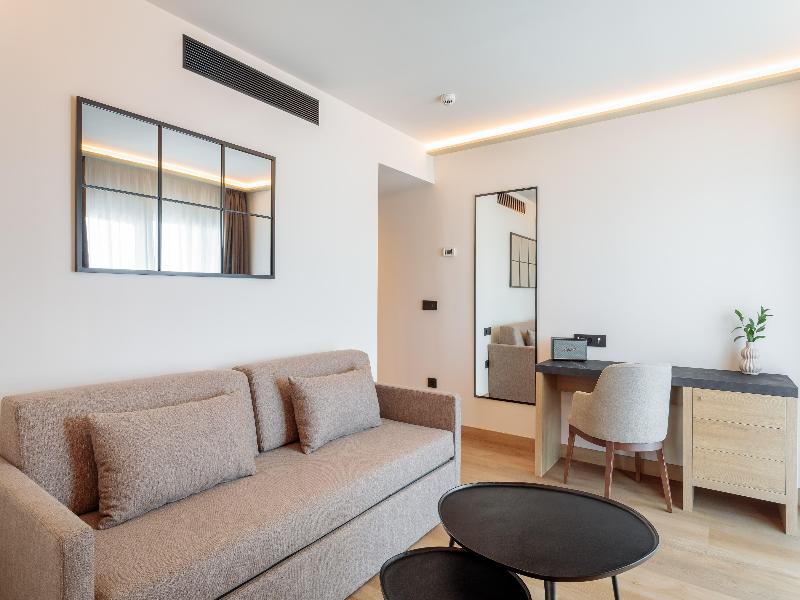 Melia Alicante image