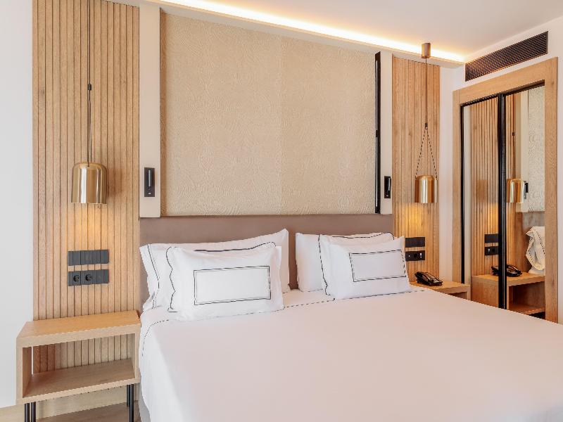 Melia Alicante image