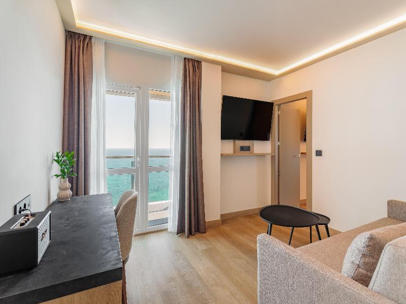 Melia Alicante image