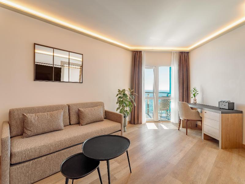 Melia Alicante image