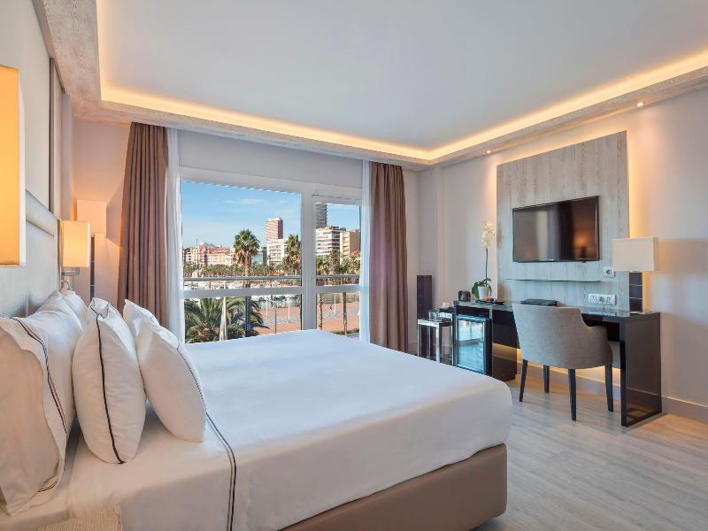 Melia Alicante image