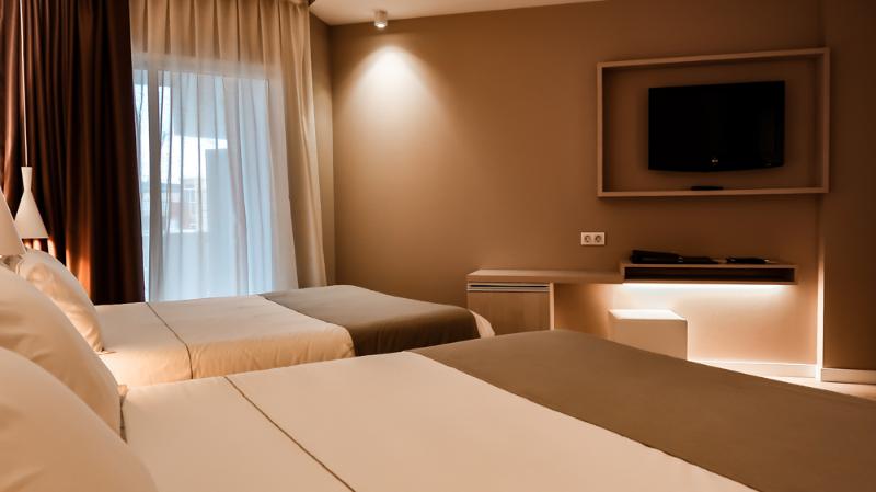 Hotel Bernat II image