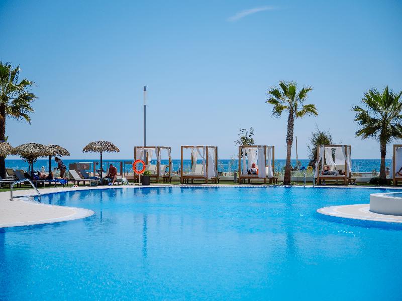 Tahiti Playa Hotel & Suites