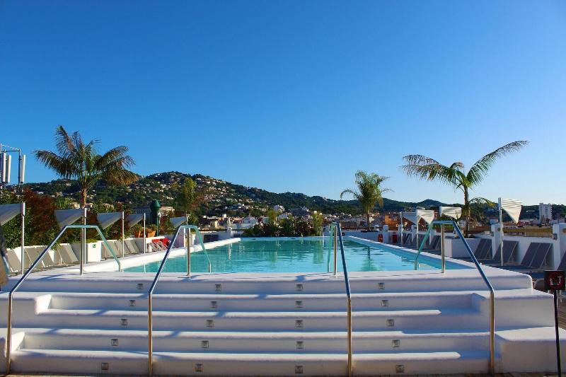 Gran Hotel Flamingo - Adults Only image