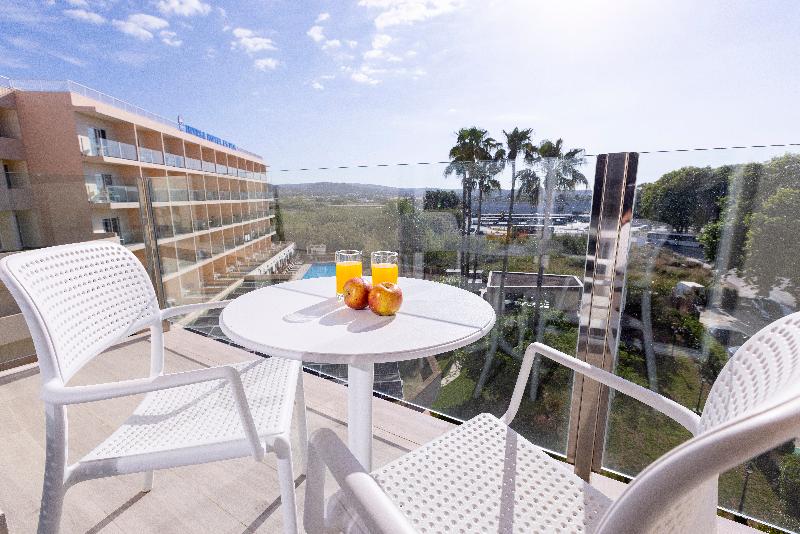 Invisa Hotel Es Pla image