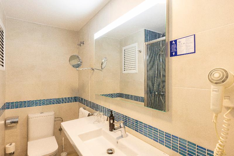Invisa Hotel Es Pla image
