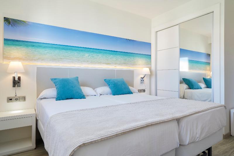 Invisa Hotel Es Pla image