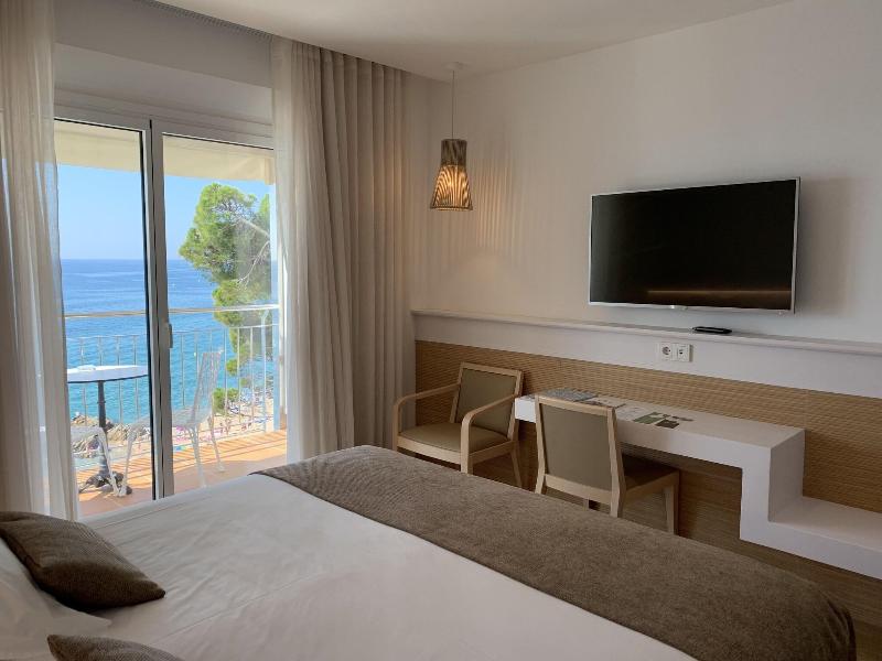 Costa Brava image