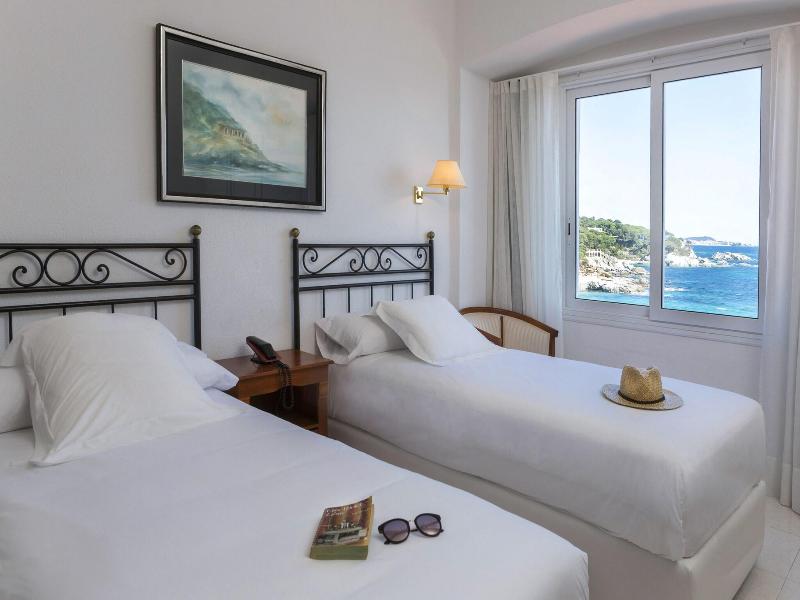 Costa Brava image