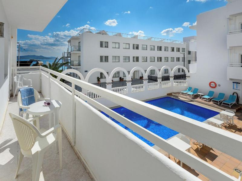 Vibra Lux Mar Aparthotel image