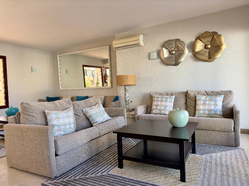 Flip Flop Surfing Playa Apartments image