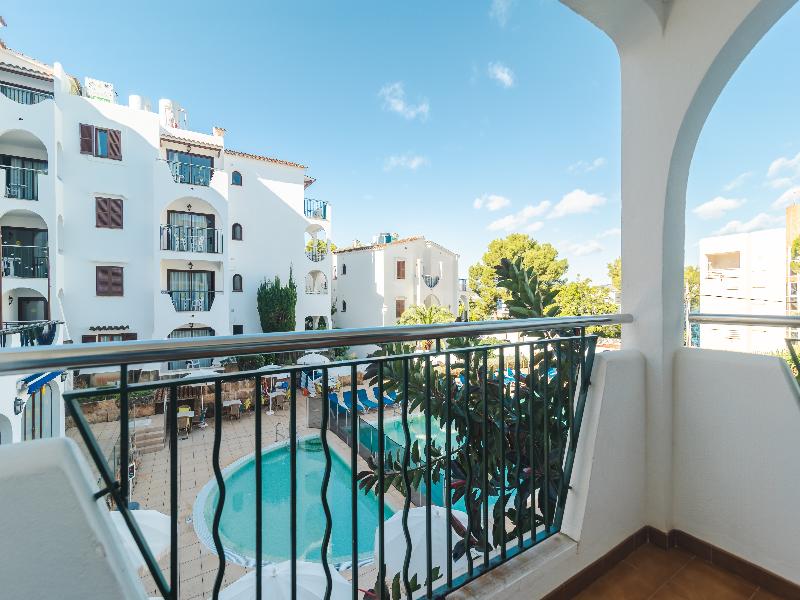 Flip Flop Surfing Playa Apartments image