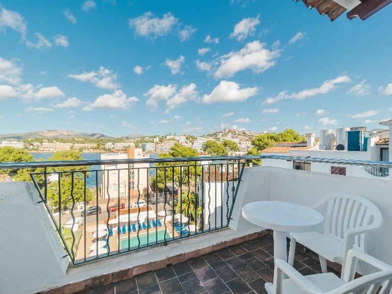 Flip Flop Surfing Playa Apartments image