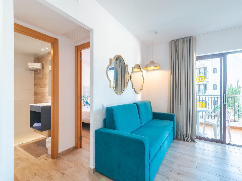 Flip Flop Surfing Playa Apartments image