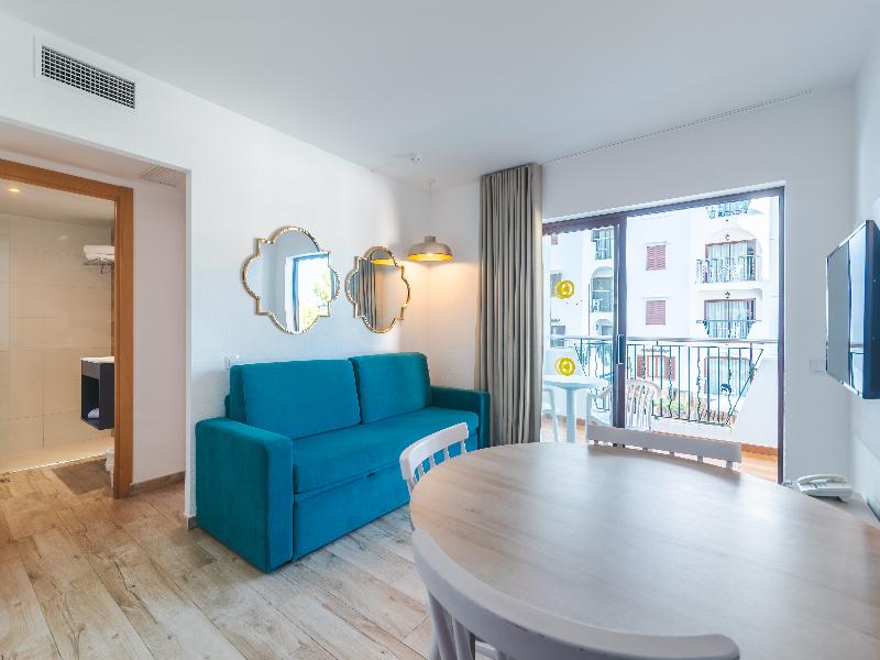 Flip Flop Surfing Playa Apartments image