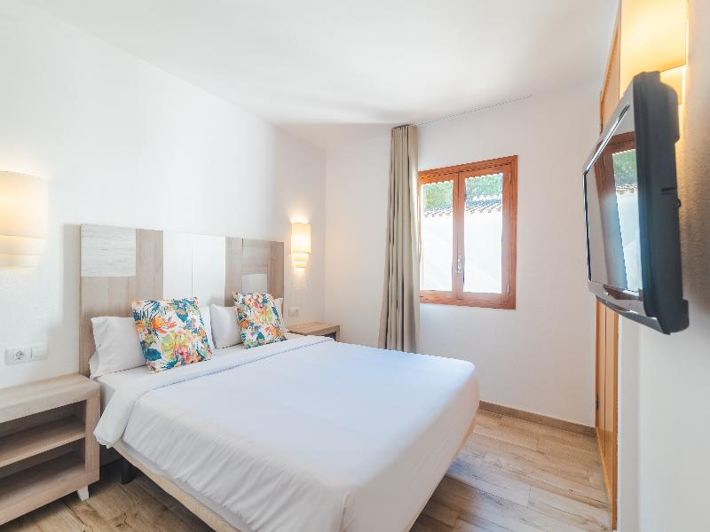 Flip Flop Surfing Playa Apartments image
