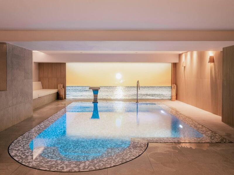 MiM Mallorca Melia Collection image