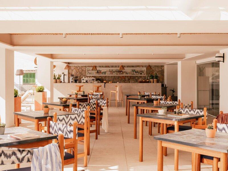 MiM Mallorca Melia Collection image